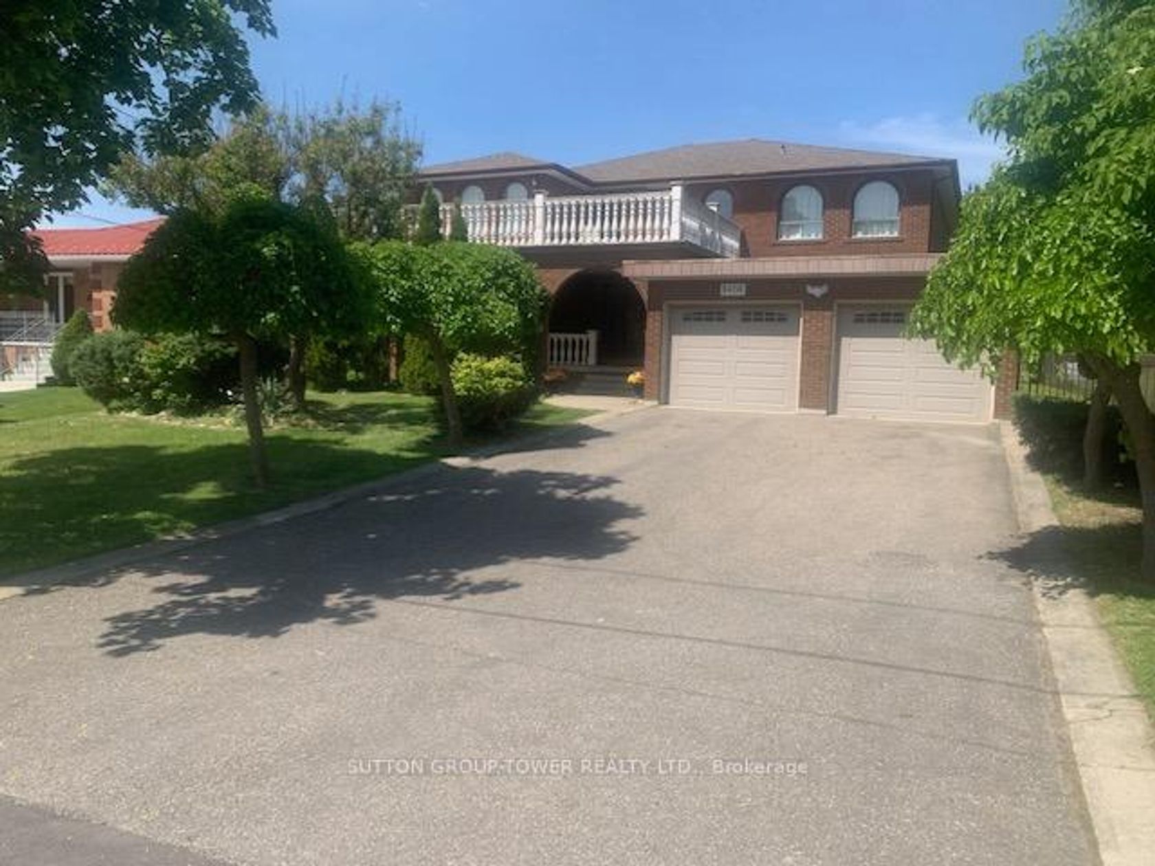 8408 Islington Avenue, Islington Woods, Vaughan photo number 2