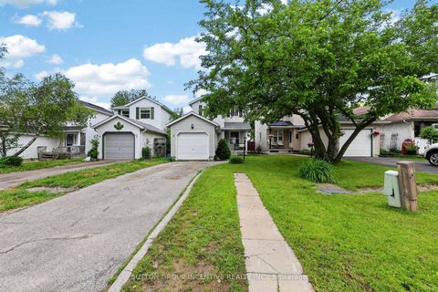 Photo 2 at 8 Patton Road, Painswick North, Barrie