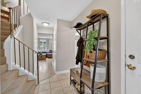 Photo 8 at 8 Patton Road, Painswick North, Barrie