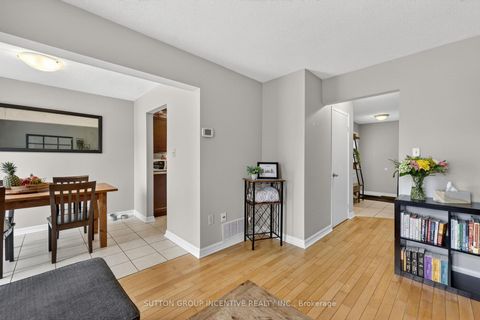 Photo 13 at 8 Patton Road, Painswick North, Barrie