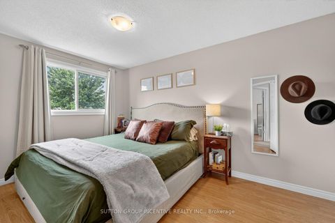 Photo 25 at 8 Patton Road, Painswick North, Barrie