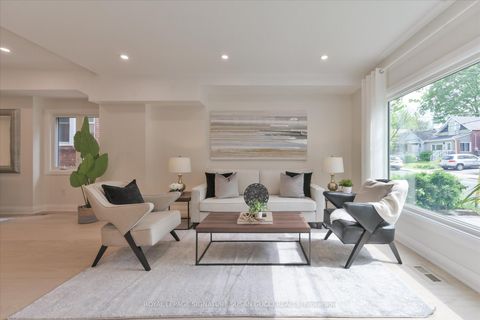 Photo 4 at 99 Chisholm Avenue, Lumsden, Toronto