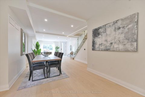 Photo 7 at 99 Chisholm Avenue, Lumsden, Toronto