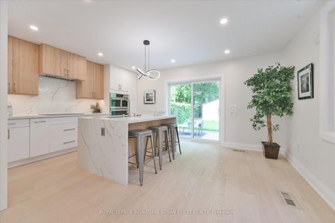 Photo 9 at 99 Chisholm Avenue, Lumsden, Toronto