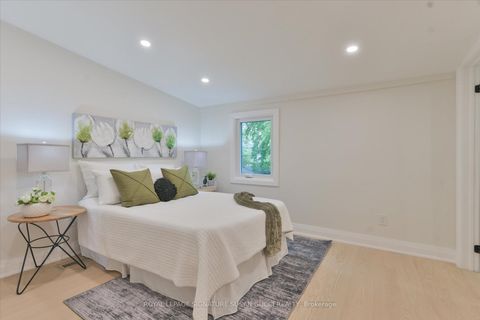 Photo 16 at 99 Chisholm Avenue, Lumsden, Toronto