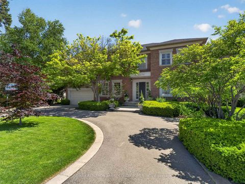 Photo 0 at 3 Vernham Court, Windfields, Toronto
