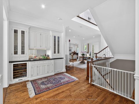 Photo 7 at 3 Vernham Court, Windfields, Toronto