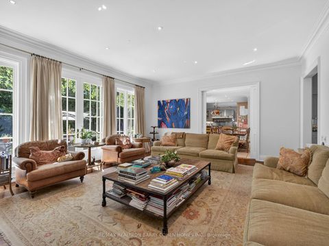 Photo 12 at 3 Vernham Court, Windfields, Toronto