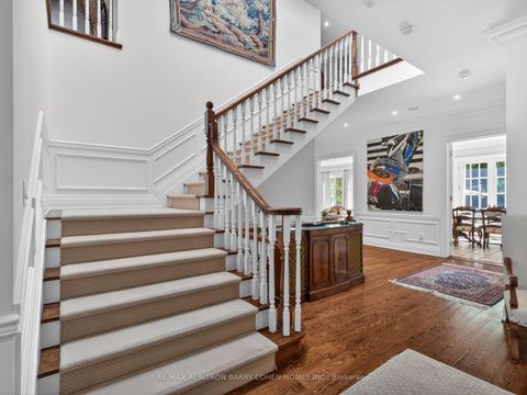 Photo 16 at 3 Vernham Court, Windfields, Toronto