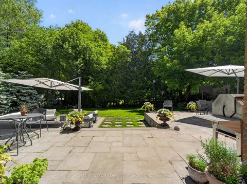 Photo 39 at 3 Vernham Court, Windfields, Toronto
