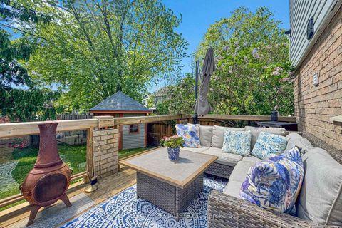 Photo 45 at 39 B Newington Crescent, West Deane, Toronto
