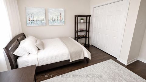 Photo 21 at 10 - 8900 Bathurst Street, Patterson, Vaughan