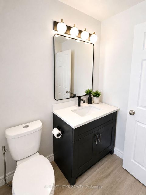 Photo 29 at 10 - 8900 Bathurst Street, Patterson, Vaughan