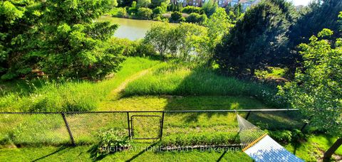 Photo 42 at 10 - 8900 Bathurst Street, Patterson, Vaughan
