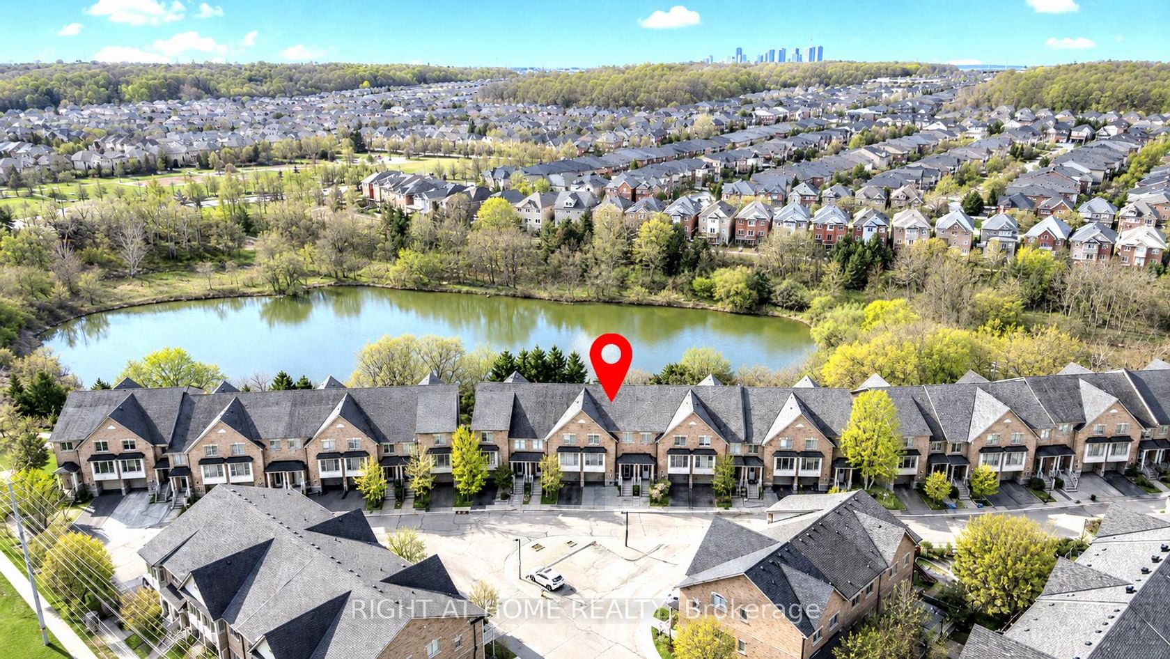10 - 8900 Bathurst Street, Patterson, Vaughan photo number 2
