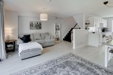 Photo 3 at 27 Lount Street, Wellington, Barrie