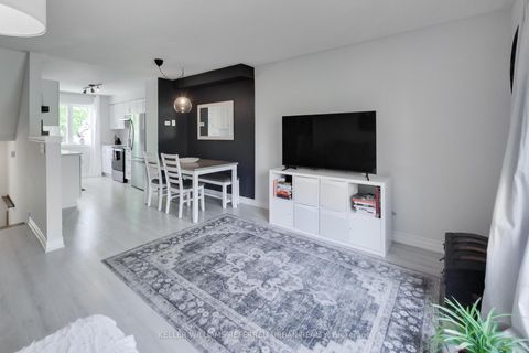 Photo 6 at 27 Lount Street, Wellington, Barrie