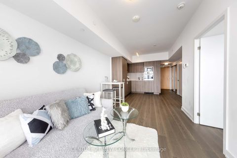 Photo 4 at 5503 - 11 Wellesley Street W, Bay Street Corridor, Toronto