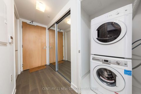 Photo 34 at 5503 - 11 Wellesley Street W, Bay Street Corridor, Toronto