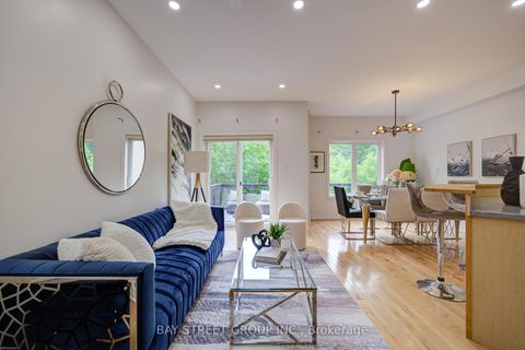 Photo 10 at 46 Romance Drive, Rouge Woods, Richmond Hill