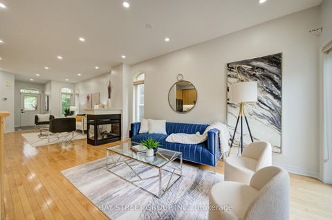 Photo 11 at 46 Romance Drive, Rouge Woods, Richmond Hill