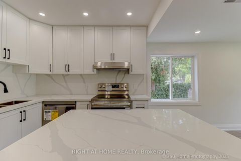 Photo 4 at 321 Tampa Drive E, Keswick South, Georgina