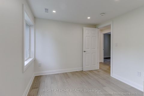 Photo 13 at 321 Tampa Drive E, Keswick South, Georgina