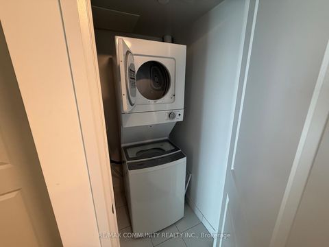 Photo 2 at 1408 - 20 Meadowglen Place, Woburn, Toronto