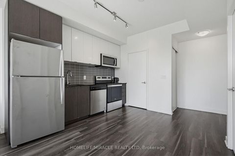 Photo 4 at 605 - 859 The Queensway, Queensway, Toronto