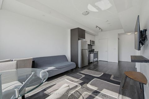Photo 6 at 605 - 859 The Queensway, Queensway, Toronto
