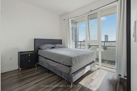 Photo 10 at 605 - 859 The Queensway, Queensway, Toronto