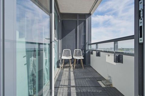 Photo 14 at 605 - 859 The Queensway, Queensway, Toronto