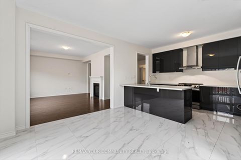 Photo 4 at 5 Valleo Street, Keswick North, Georgina