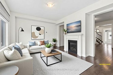 Photo 7 at 5 Valleo Street, Keswick North, Georgina