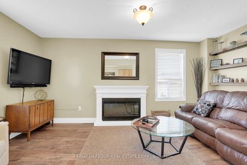 Photo 10 at 48 Sherwood Court, Northwest, Barrie