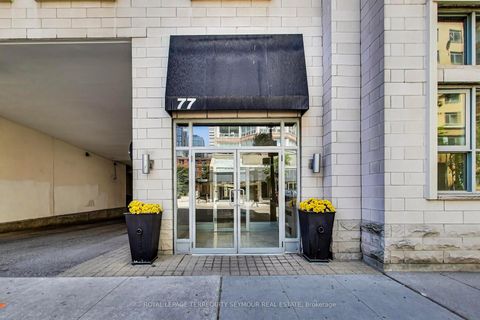 Photo 3 at PH3 - 77 Lombard Street, Yonge Corridor, Toronto