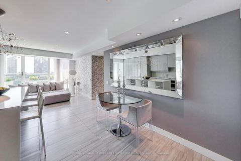 Photo 11 at PH3 - 77 Lombard Street, Yonge Corridor, Toronto