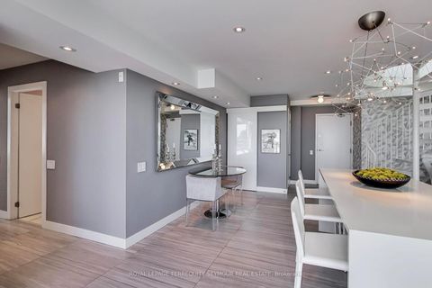 Photo 12 at PH3 - 77 Lombard Street, Yonge Corridor, Toronto
