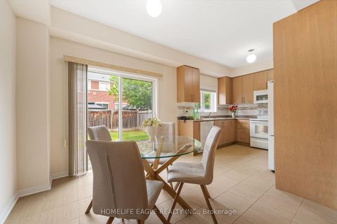 Photo 6 at 19 Gentile Circle, Elder Mills, Vaughan