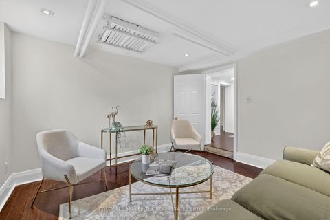Photo 5 at B - 93B Douglas Crescent, Leaside, Toronto