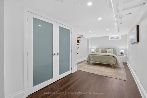 Photo 13 at B - 93B Douglas Crescent, Leaside, Toronto