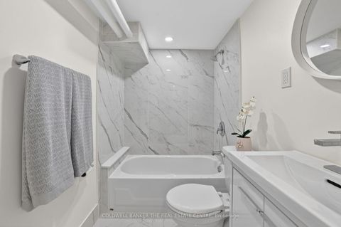 Photo 17 at B - 93B Douglas Crescent, Leaside, Toronto