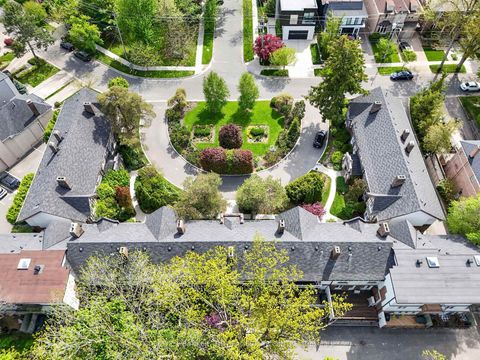 Photo 21 at B - 93B Douglas Crescent, Leaside, Toronto