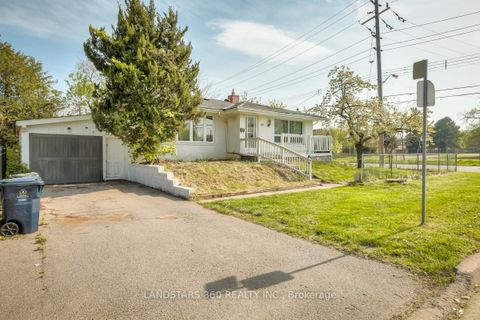 Photo 3 at 127 Galloway Road, West Hill, Toronto