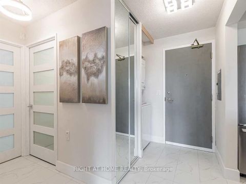 Photo 2 at 215 - 555 Wilson Hts Boulevard, Clanton Park, Toronto