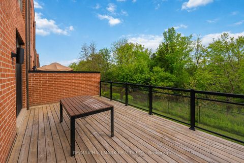 Photo 12 at 46 Crestridge Drive, Patterson, Vaughan