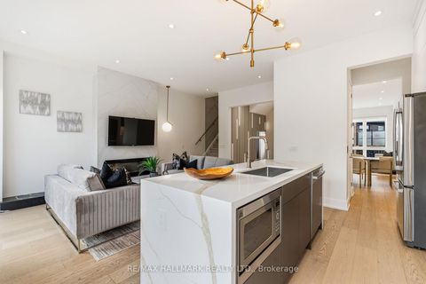 Photo 14 at 46 Crestridge Drive, Patterson, Vaughan