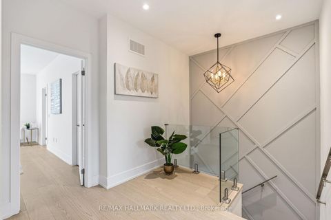 Photo 23 at 46 Crestridge Drive, Patterson, Vaughan