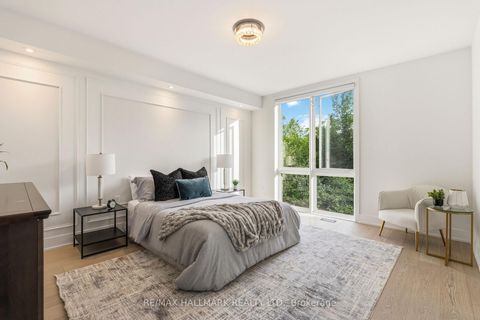 Photo 24 at 46 Crestridge Drive, Patterson, Vaughan