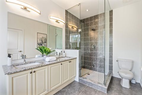 Photo 28 at 46 Crestridge Drive, Patterson, Vaughan